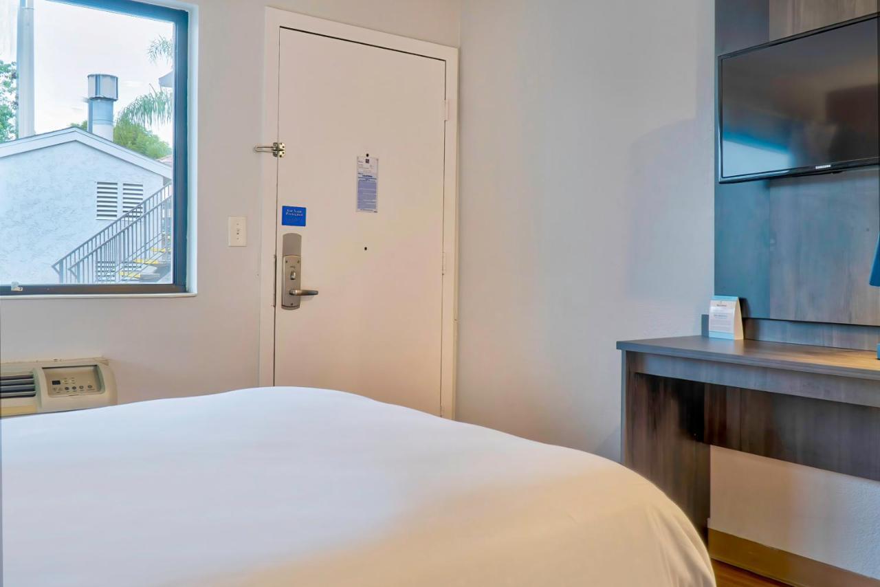 Motel 6-El Monte, Ca - Los Angeles מראה חיצוני תמונה