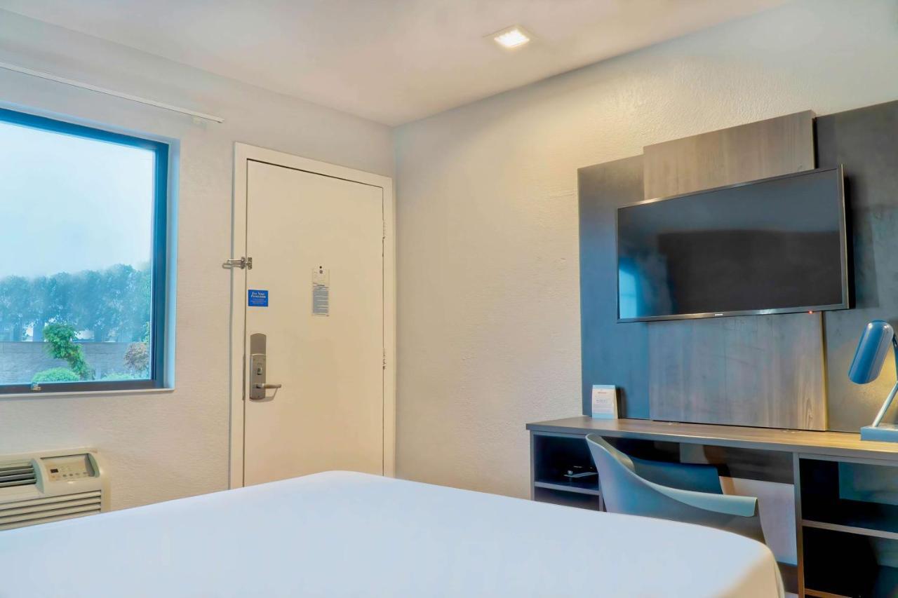 Motel 6-El Monte, Ca - Los Angeles מראה חיצוני תמונה